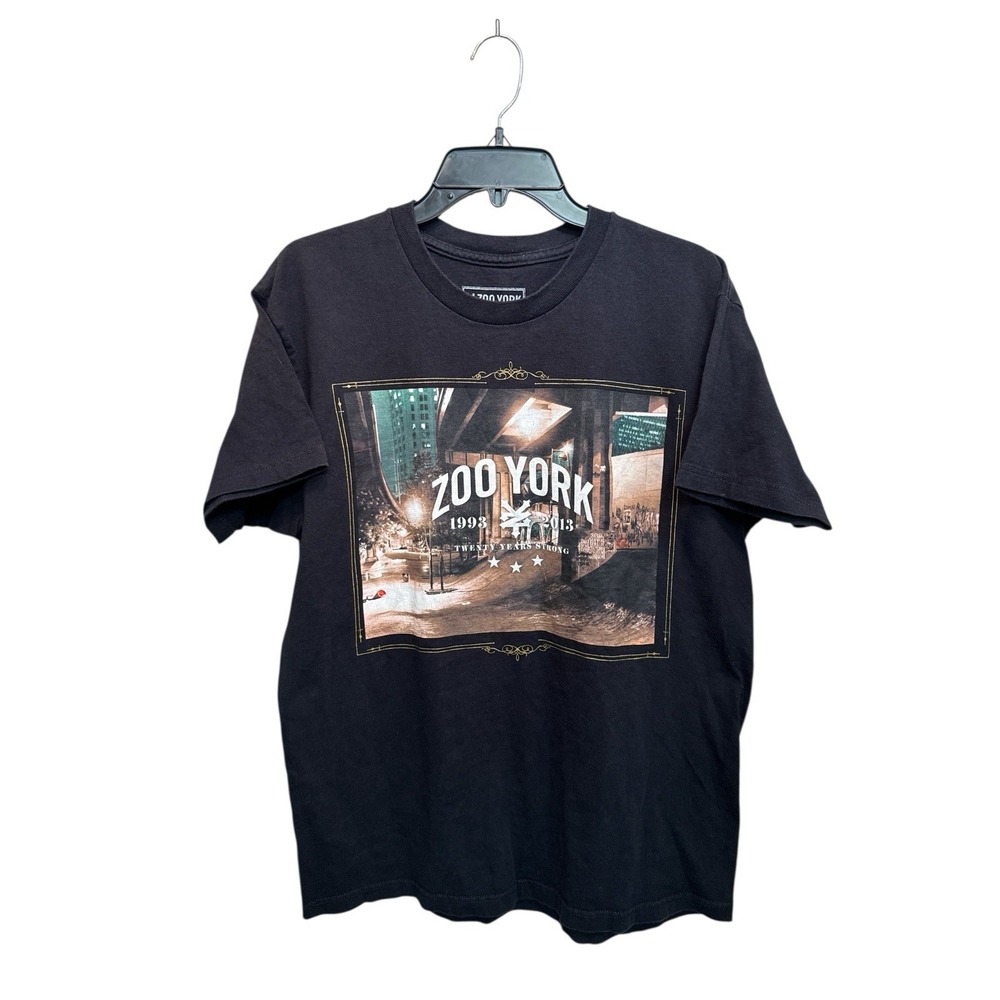 Zoo York T-Shirt Men's Large Black 20 Years Strong‎ 1993-2013 Skate NYC